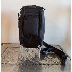 NWOT Tumi GEN 4.3 - 13.5" Ballistic Nylon LARGE Sling Crossbody Black